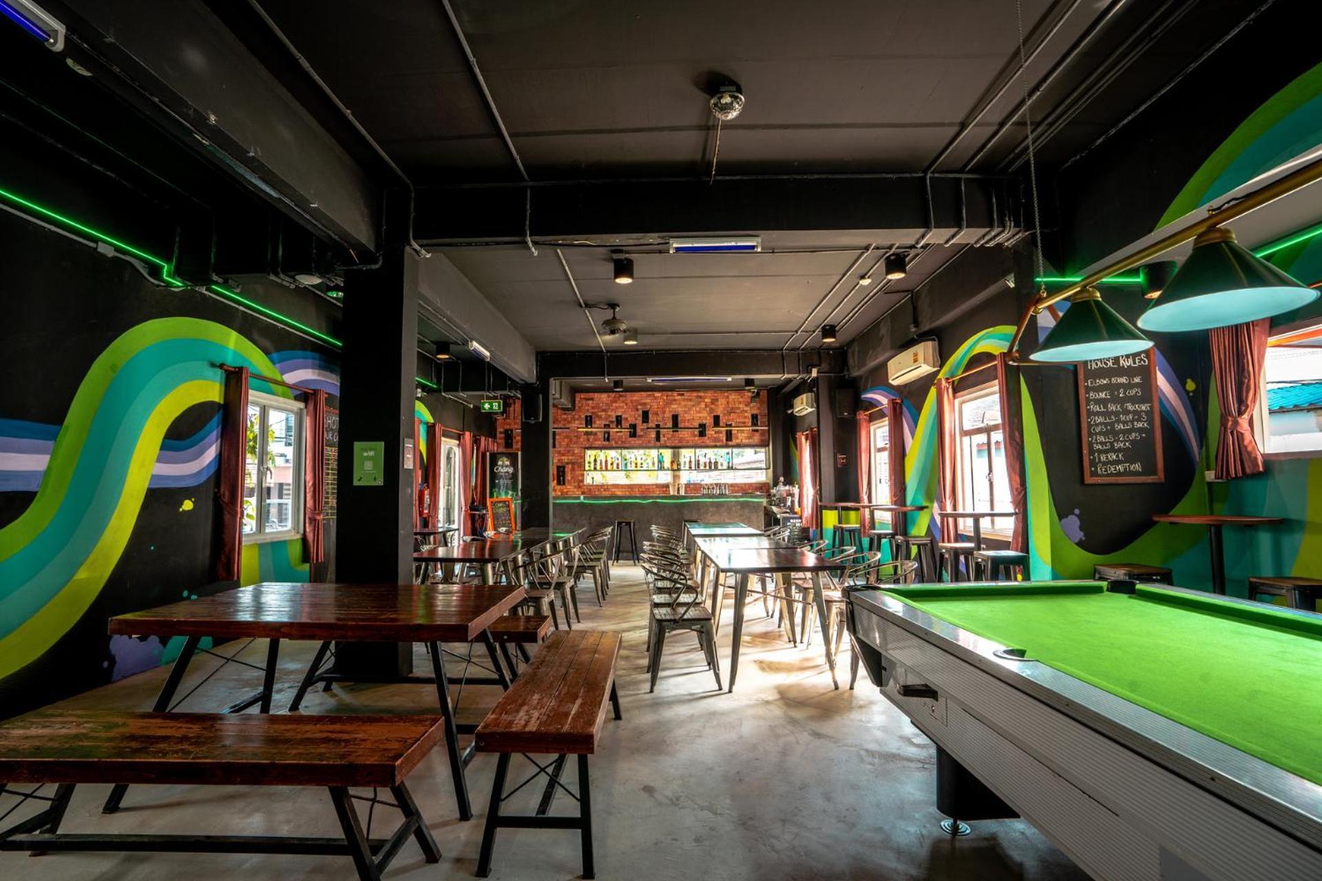 Mad Monkey Chiang Mai Hostel Екстериор снимка